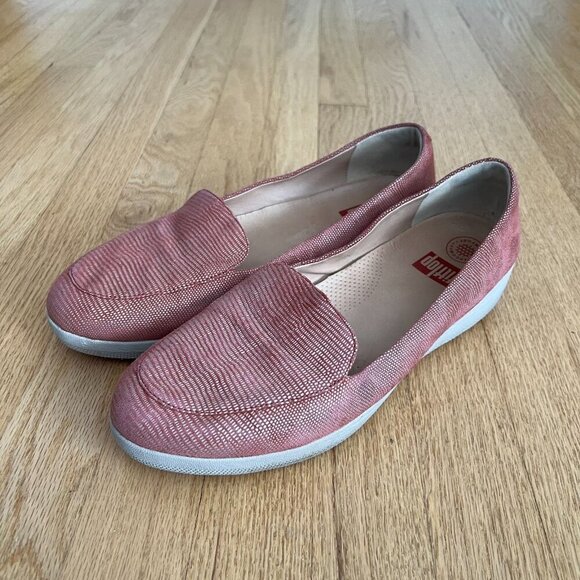 FitFlop Red Gold Textured Leather Loafers Women's Size 11 - Picture 1 of 9